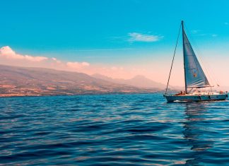 Denizin Tadını Çıkarın: Fethiye ve Göcek’te Tekne Kiralamanın Keyfi alohasailingtr.com1