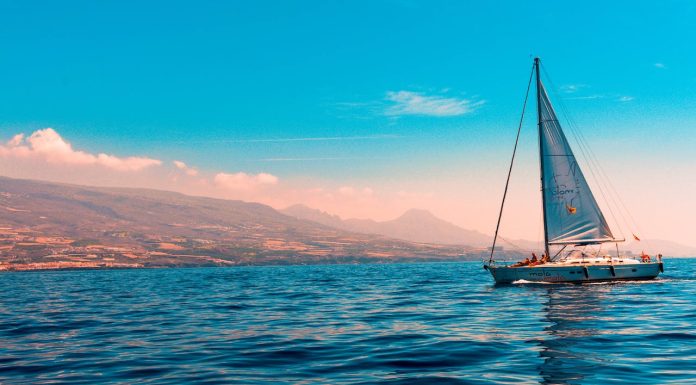 Denizin Tadını Çıkarın: Fethiye ve Göcek’te Tekne Kiralamanın Keyfi alohasailingtr.com1